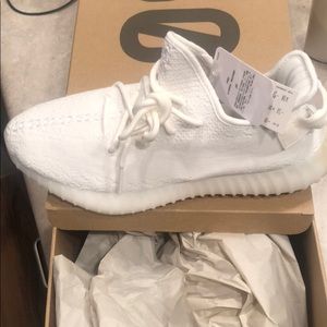 Yeezy 350 boost brand new size 9
